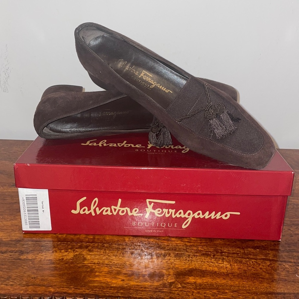 Vintage | Salvatore Ferragamo | Mocha Suede with tassel | 8.5 AA